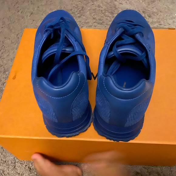 Clearing my closet - Picture 4 of 4